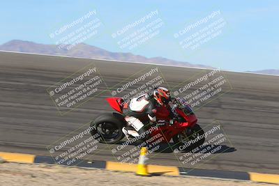 media/Dec-15-2023-Apex Assassins (Fri) [[91f19fb1c7]]/Trackday 2/Session 2 (Bowl)/